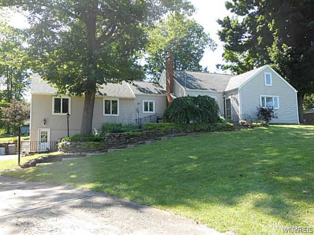4920 Meadowbrook Road Clarence, NY 14221 - Photo 1 of 1 Exterior Front