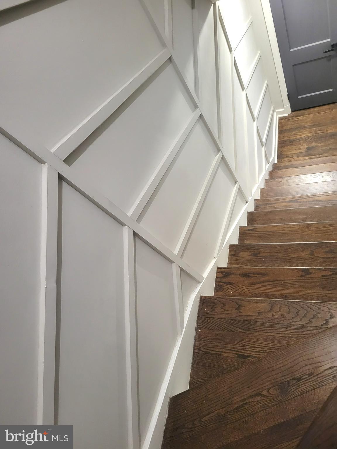 202 Edgewood Street Baltimore, MD 21229 - Photo 13 of 29 a view of entryway