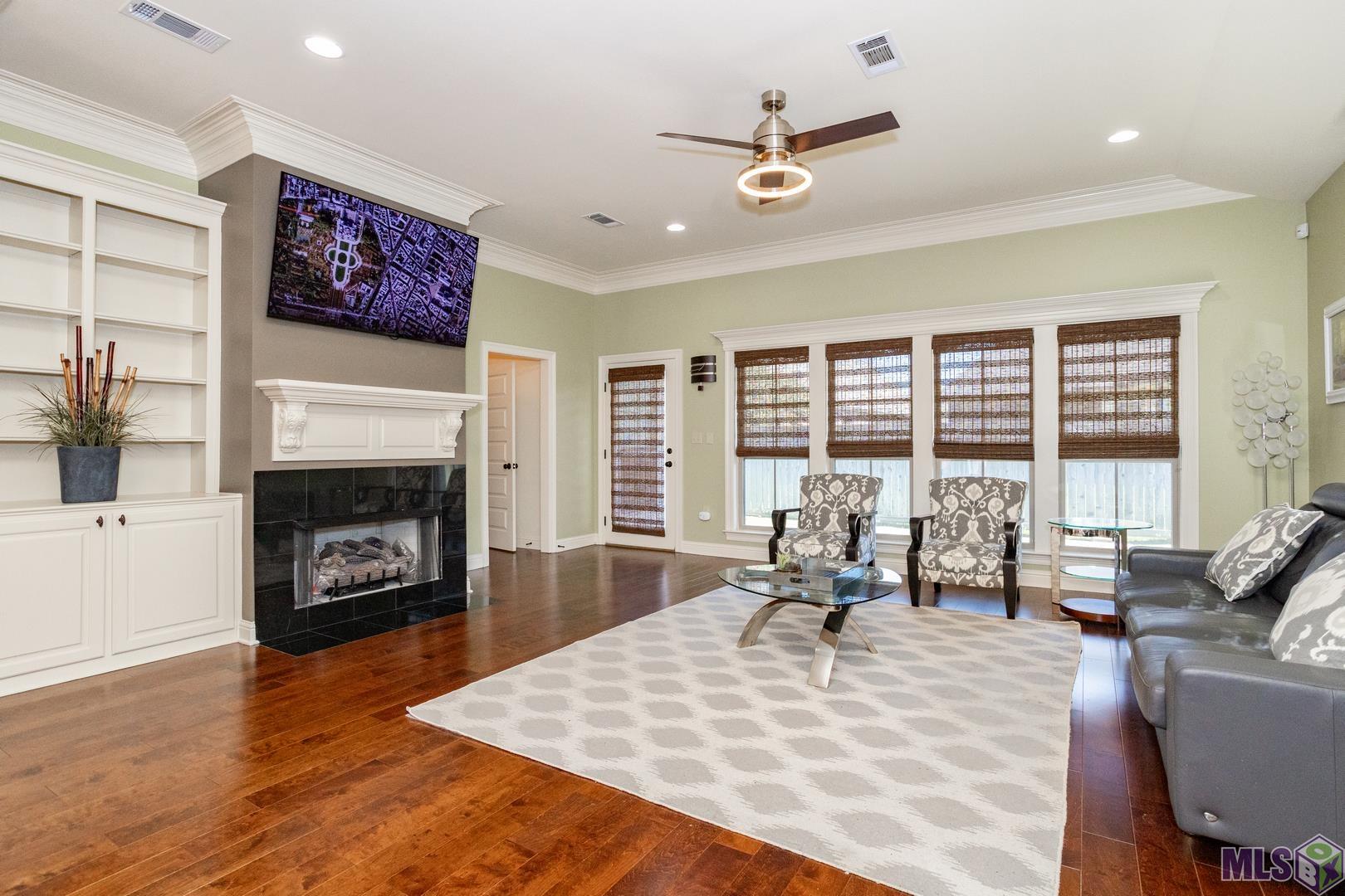 3305 Timber Grove Drive Baton Rouge, LA 70816 - Photo 3 of 28 Gallery Image 3