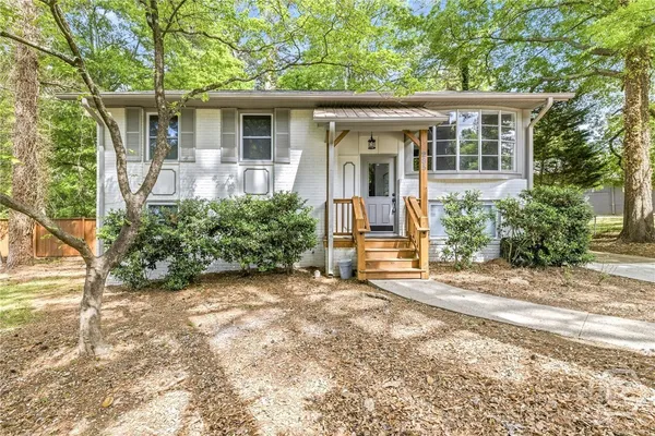 $379,000 | 285 Kings Circle, Athens, GA 30606