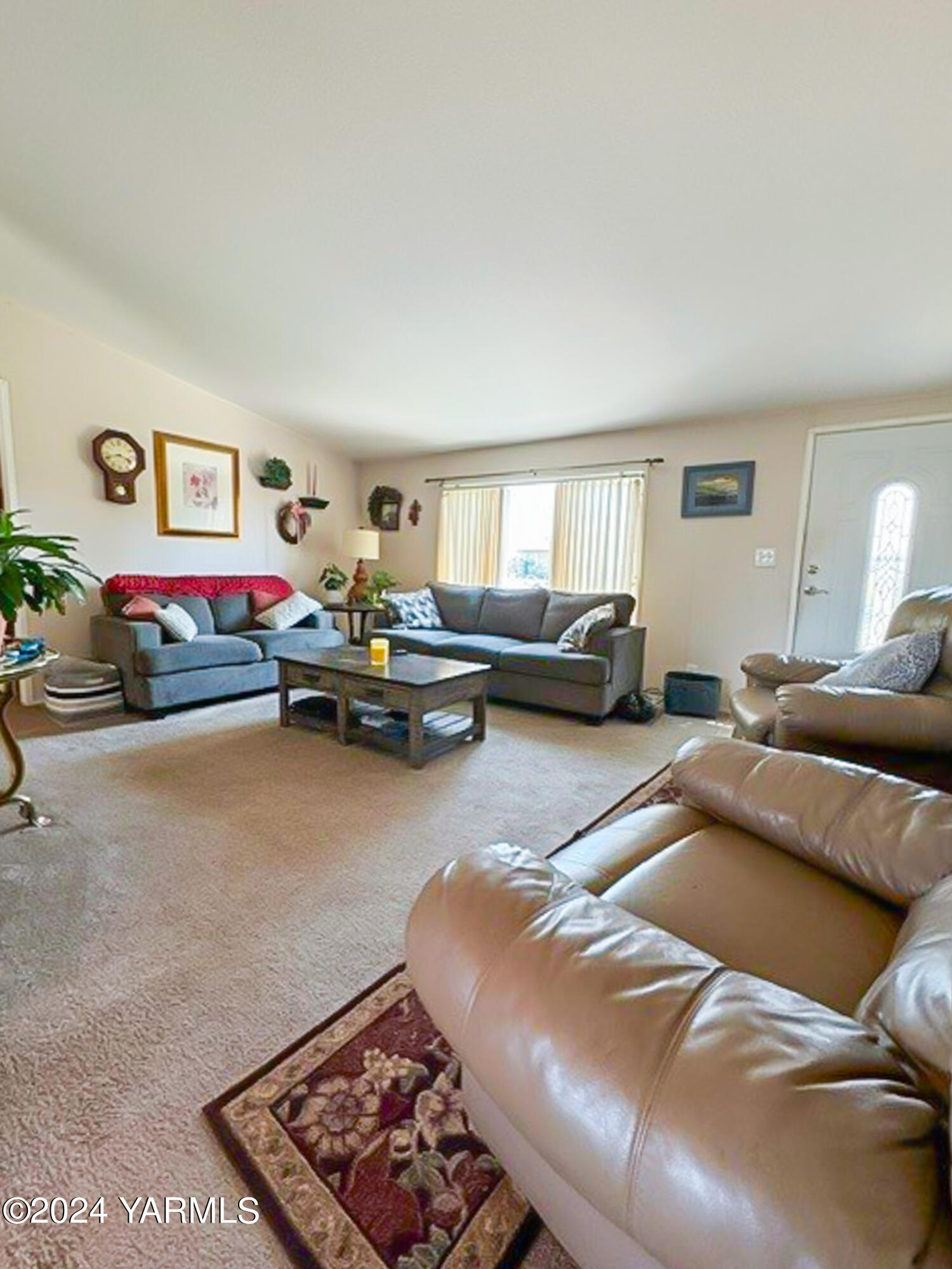 16981 Summitview Road Cowiche, WA 98923 - Photo 5 of 22 a living room with furniture and a couch