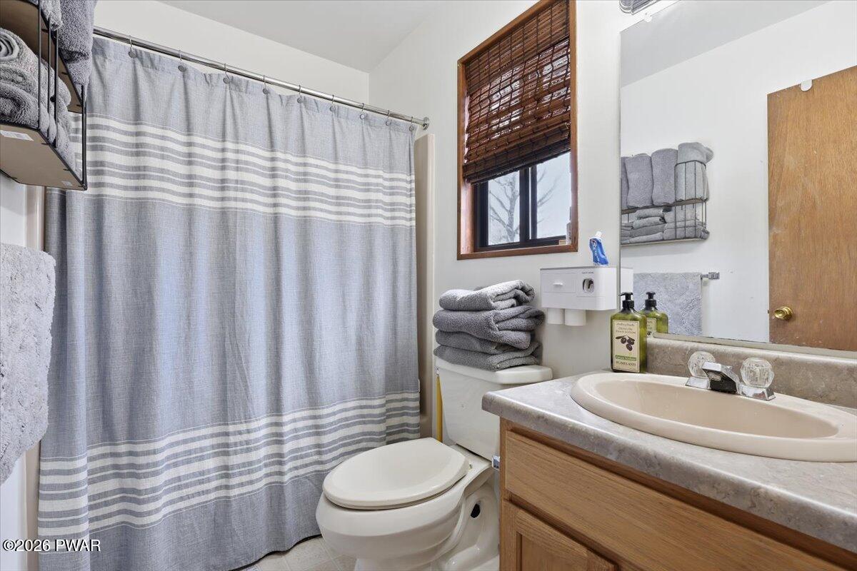 215 Tanager Road Lackawaxen, PA 18435 - Photo 36 of 48 50-009_6M24137