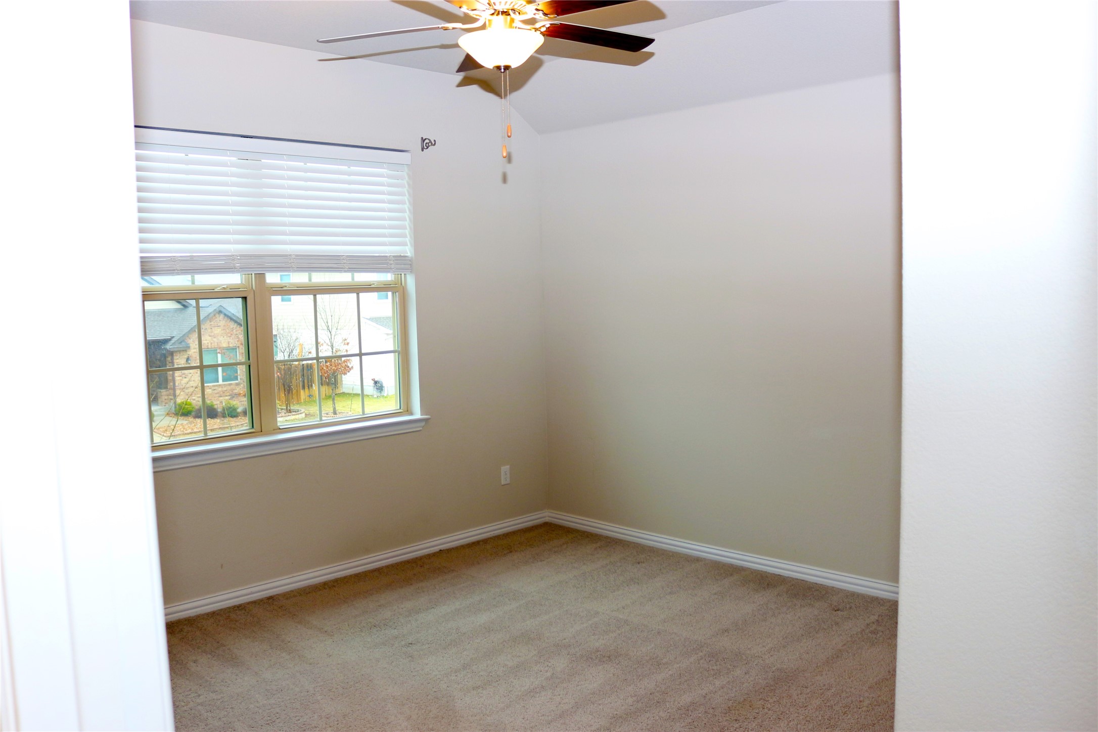 309 Simmental Loop Hutto, TX 78634 - Photo 20 of 24