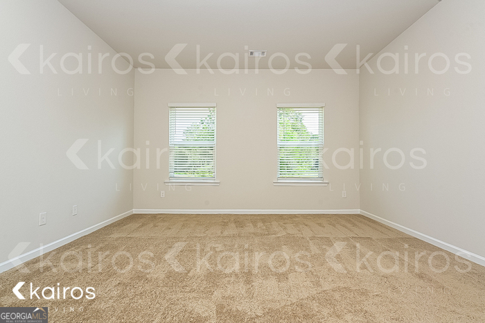 7000 Pinehurst Way North Macon, GA 31216 - Photo 5 of 16 a view of an empty room with a window