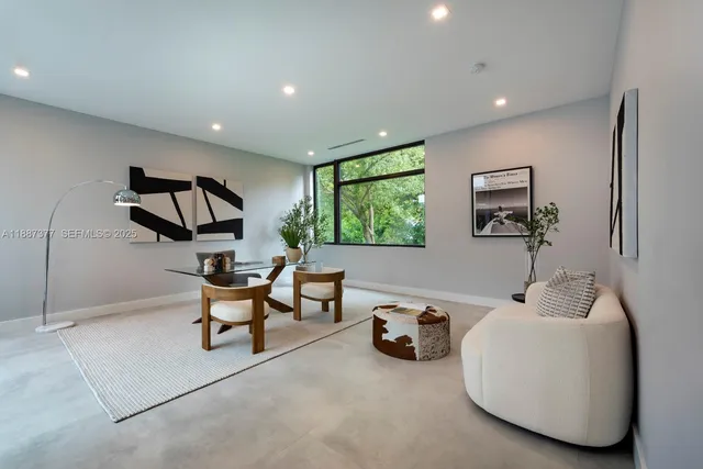 $7,950,000 | 7425 Southwest 136th Street, Pinecrest, FL 33156