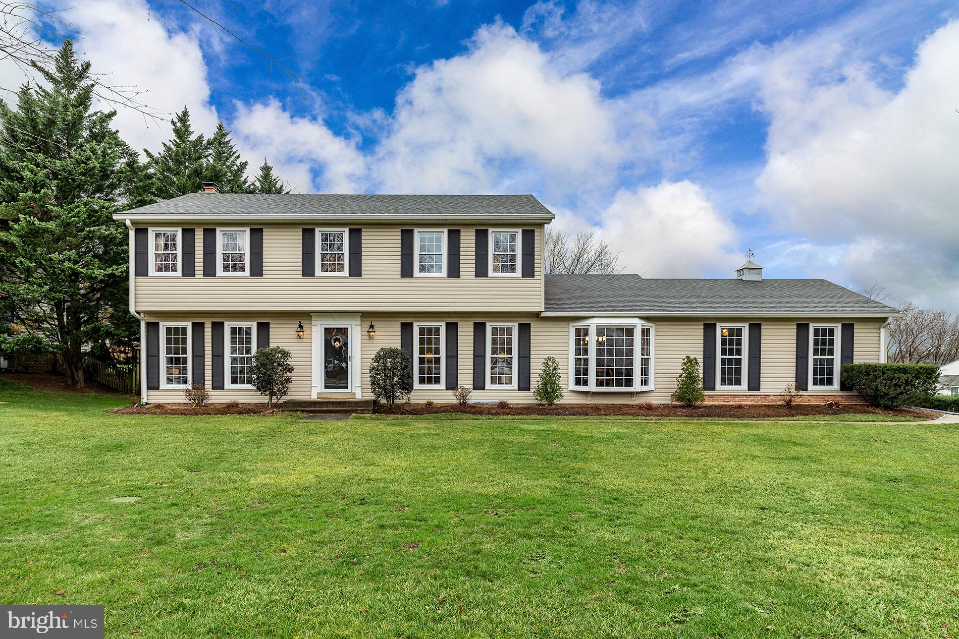 1734 Creek Crossing Road Vienna, VA 22182 - Photo 1 of 41 Gallery Image 1