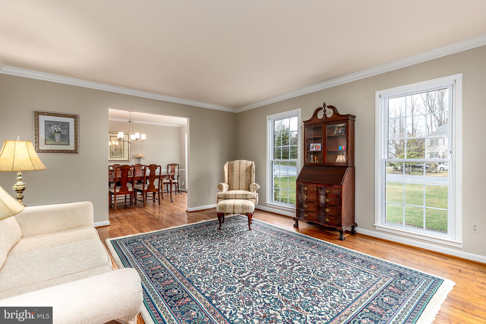 1734 Creek Crossing Road Vienna, VA 22182 - Photo 3 of 41 Gallery Image 3