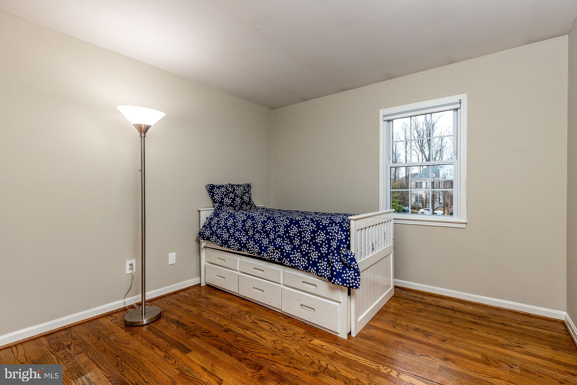 1734 Creek Crossing Road Vienna, VA 22182 - Photo 29 of 41 Gallery Image 29