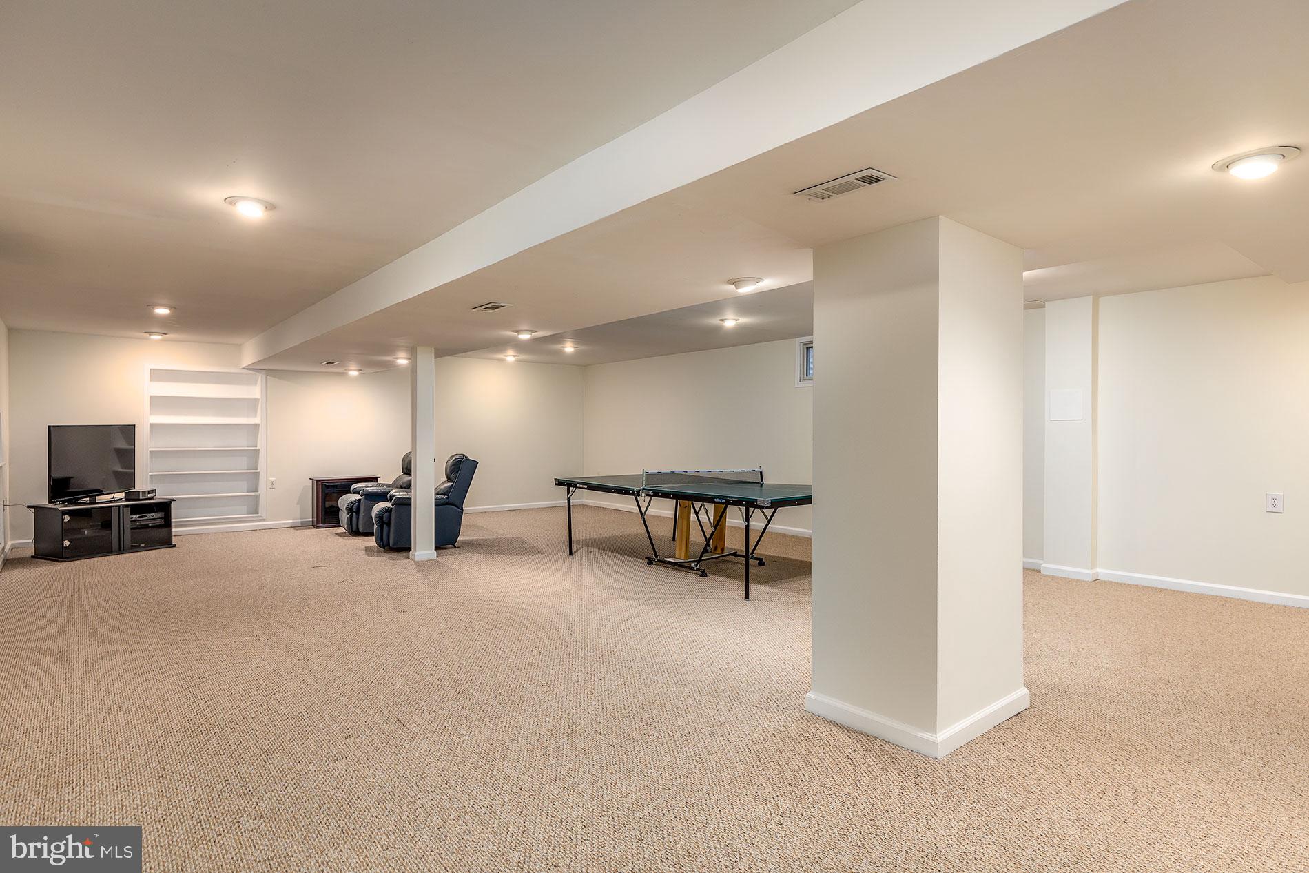 1734 Creek Crossing Road Vienna, VA 22182 - Photo 33 of 41 Gallery Image 33
