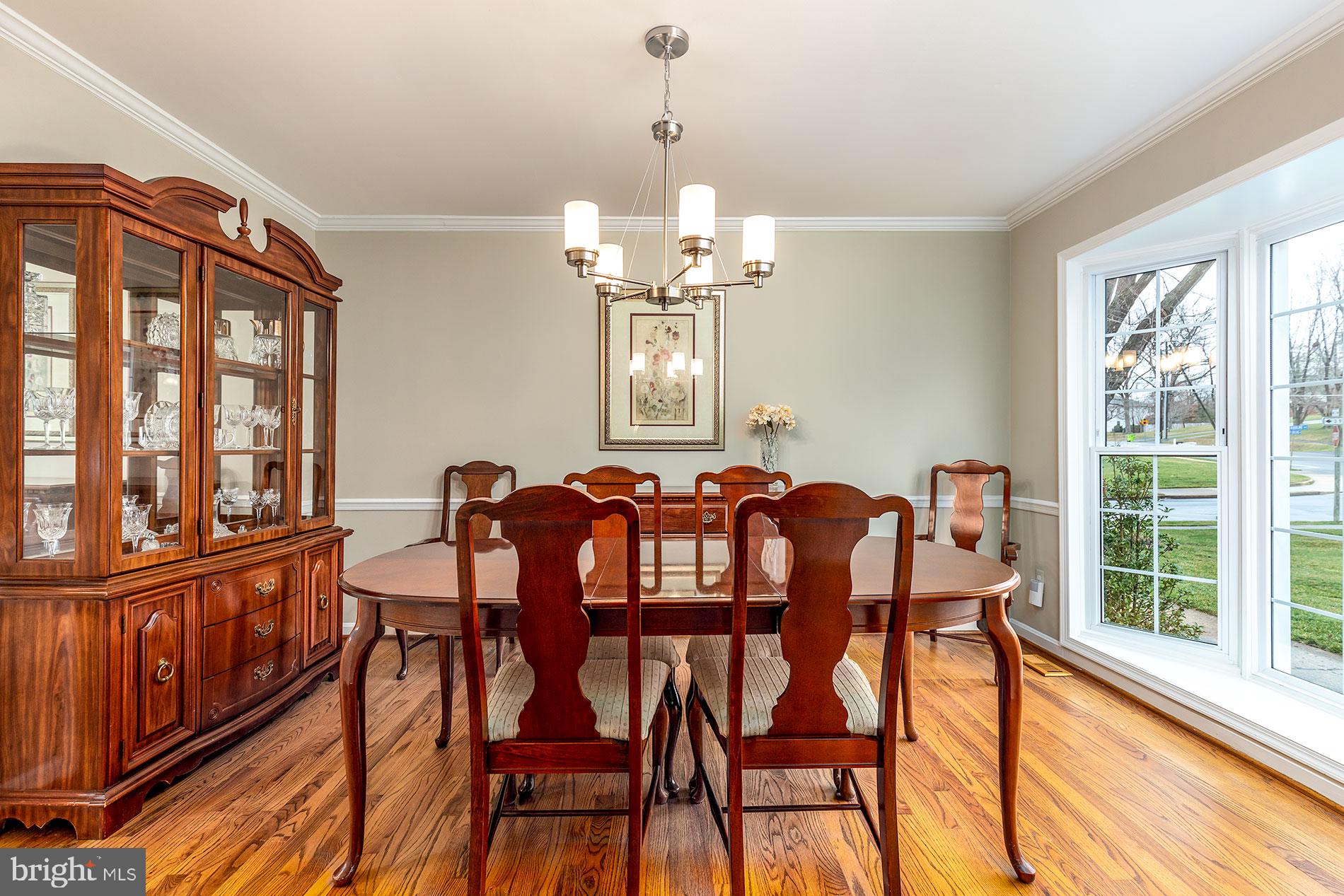 1734 Creek Crossing Road Vienna, VA 22182 - Photo 6 of 41 Gallery Image 6