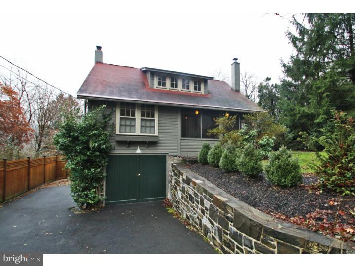 7400 Ferry Road New Hope, PA 18938 - Photo 2 of 20 a front view of a house with a garden
