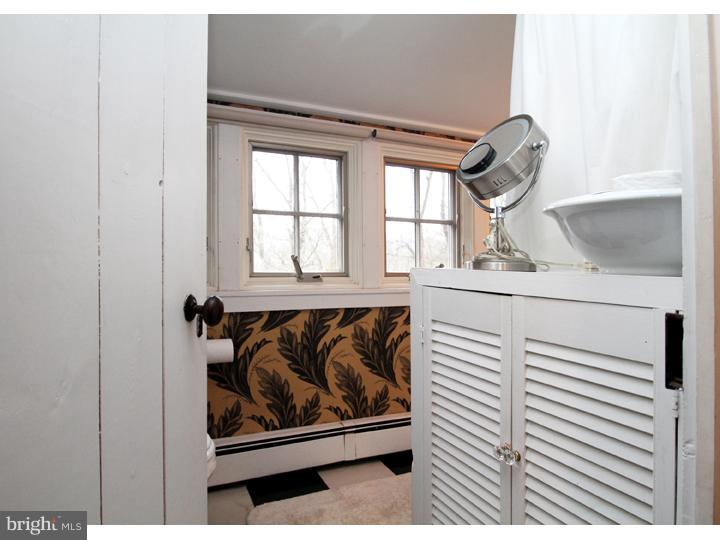 7400 Ferry Road New Hope, PA 18938 - Photo 16 of 20 a close view of a sink washer and dryer