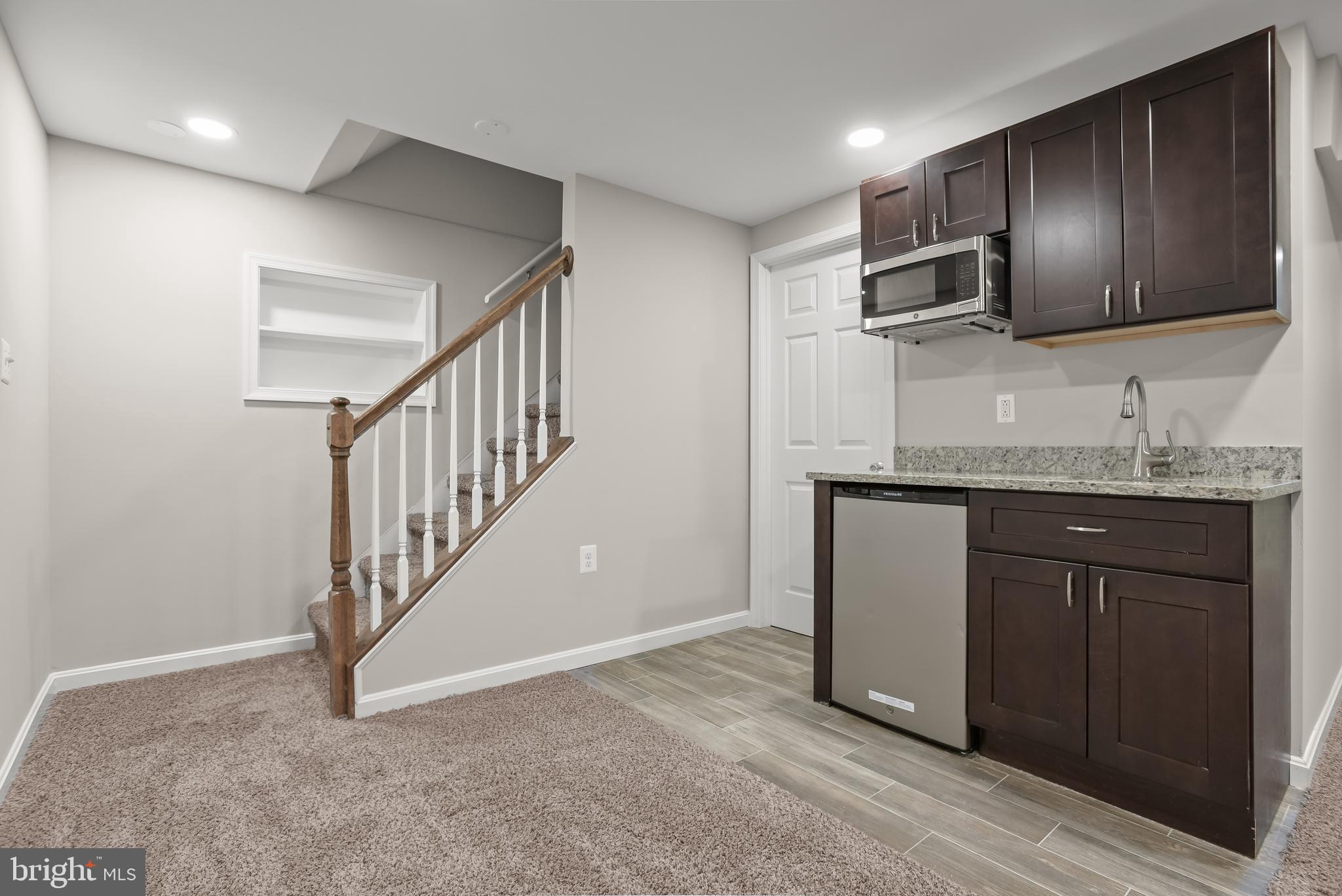 6407 Sunset Light Columbia, MD 21045 - Photo 34 of 57 Recreation Room | Wet Bar