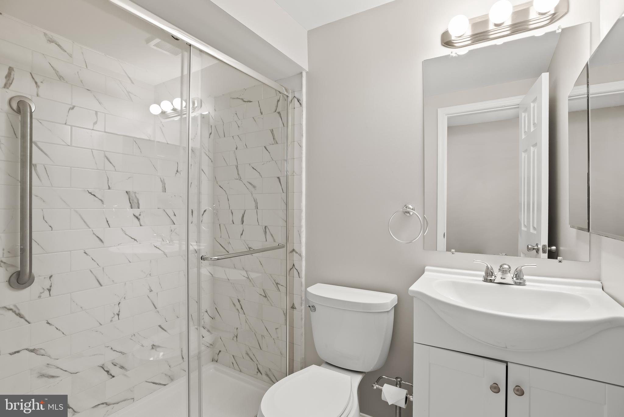 6407 Sunset Light Columbia, MD 21045 - Photo 39 of 57 Full Bath