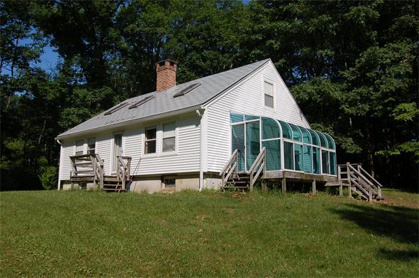 3 Lincoln Road Southwick, MA 01077 - Photo 2 of 24 Gallery Image 2