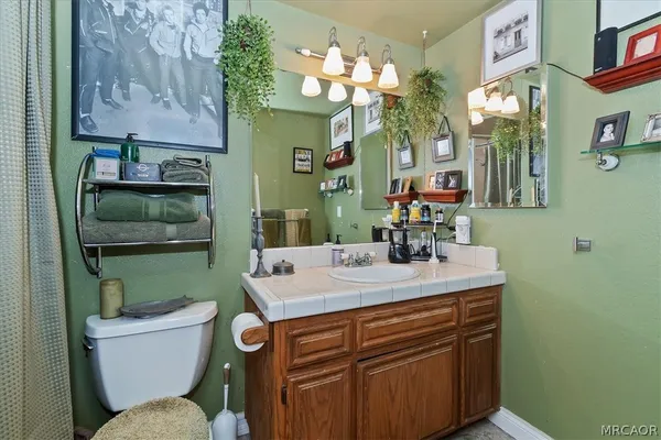 $470,000 | 24607 Altdorf Drive, Crestline, CA 92325