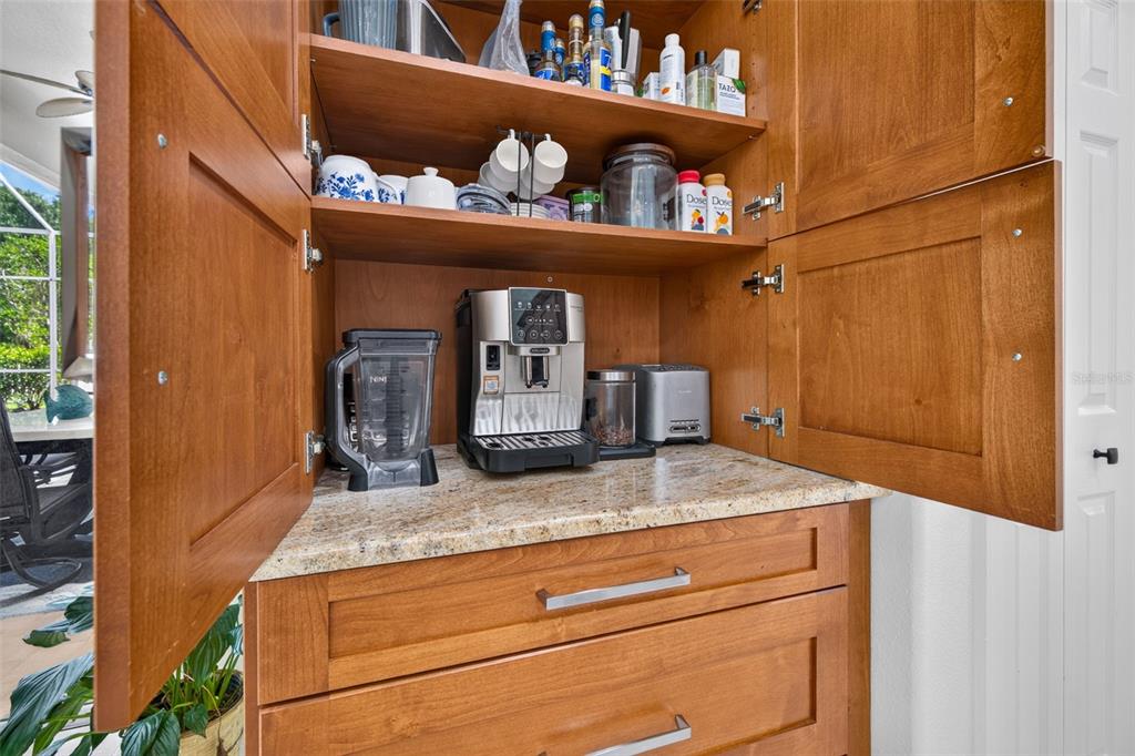 9136 Highland Ridge Way Tampa, FL 33647 - Photo 17 of 55 Gallery Image 17