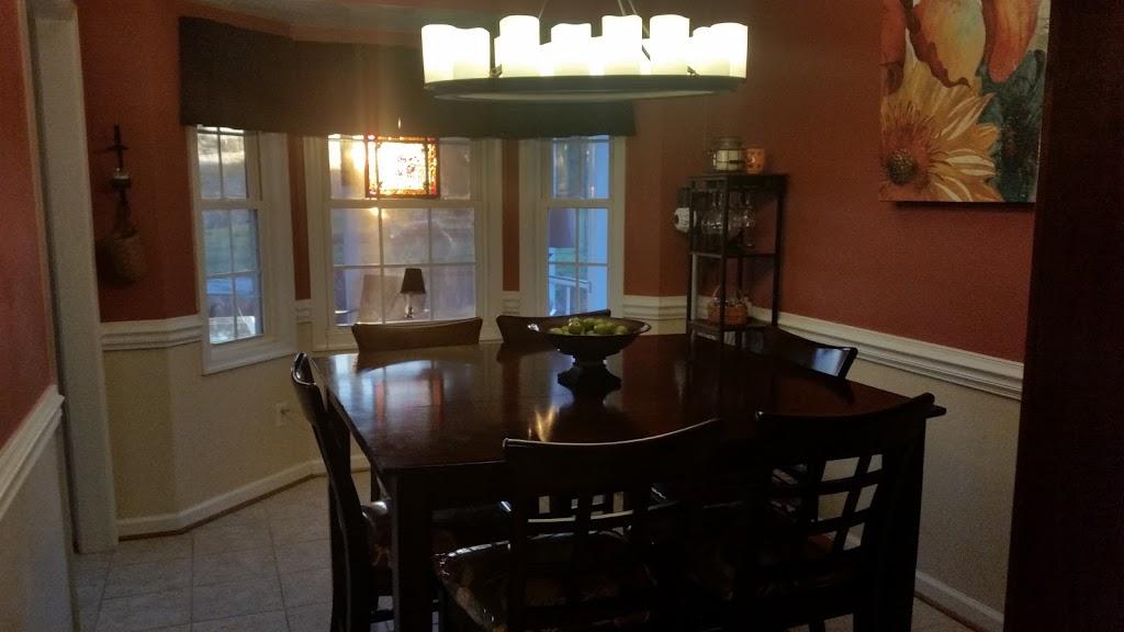 155 Wheatland Road Buchanan, VA 24066 - Photo 9 of 31 155 dining room