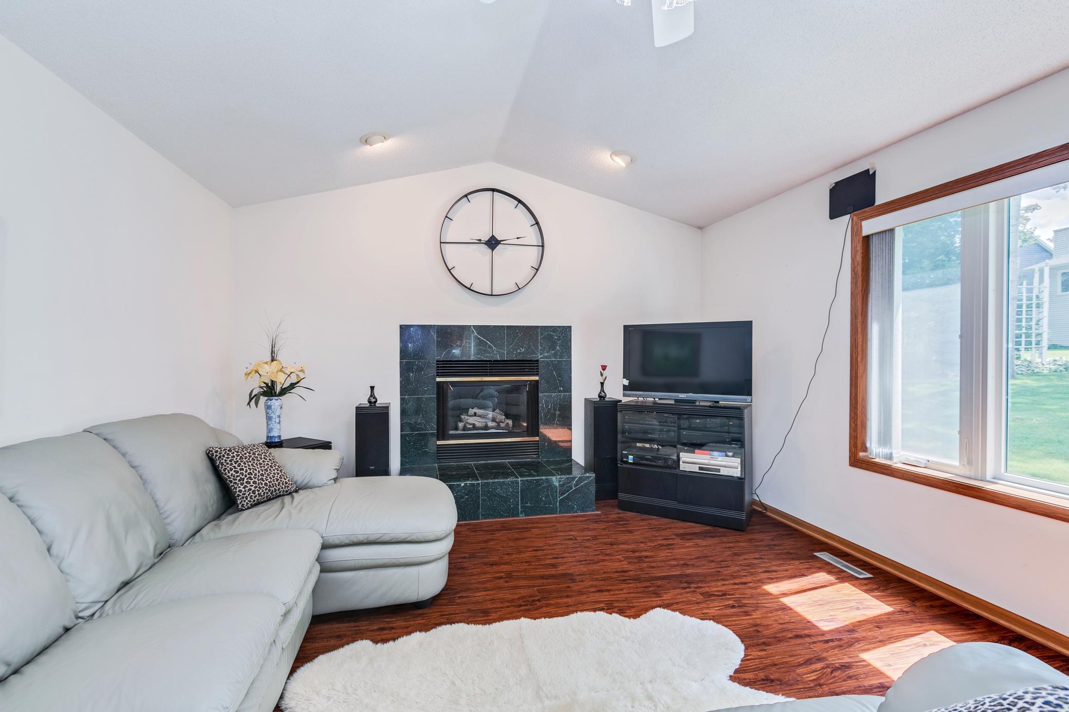 1112 Baird Lane Northeast Rochester, MN 55906 - Photo 13 of 41 Gallery Image 13