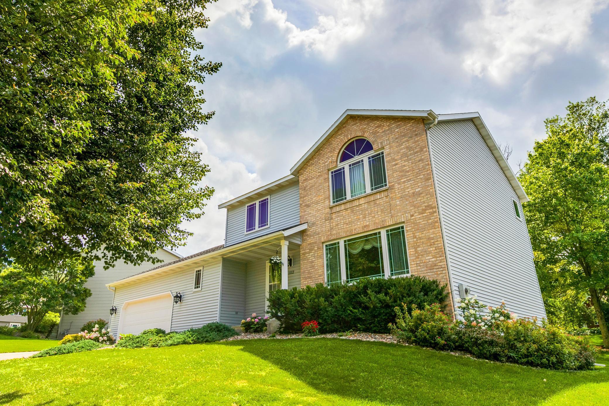 1112 Baird Lane Northeast Rochester, MN 55906 - Photo 2 of 41 Gallery Image 2