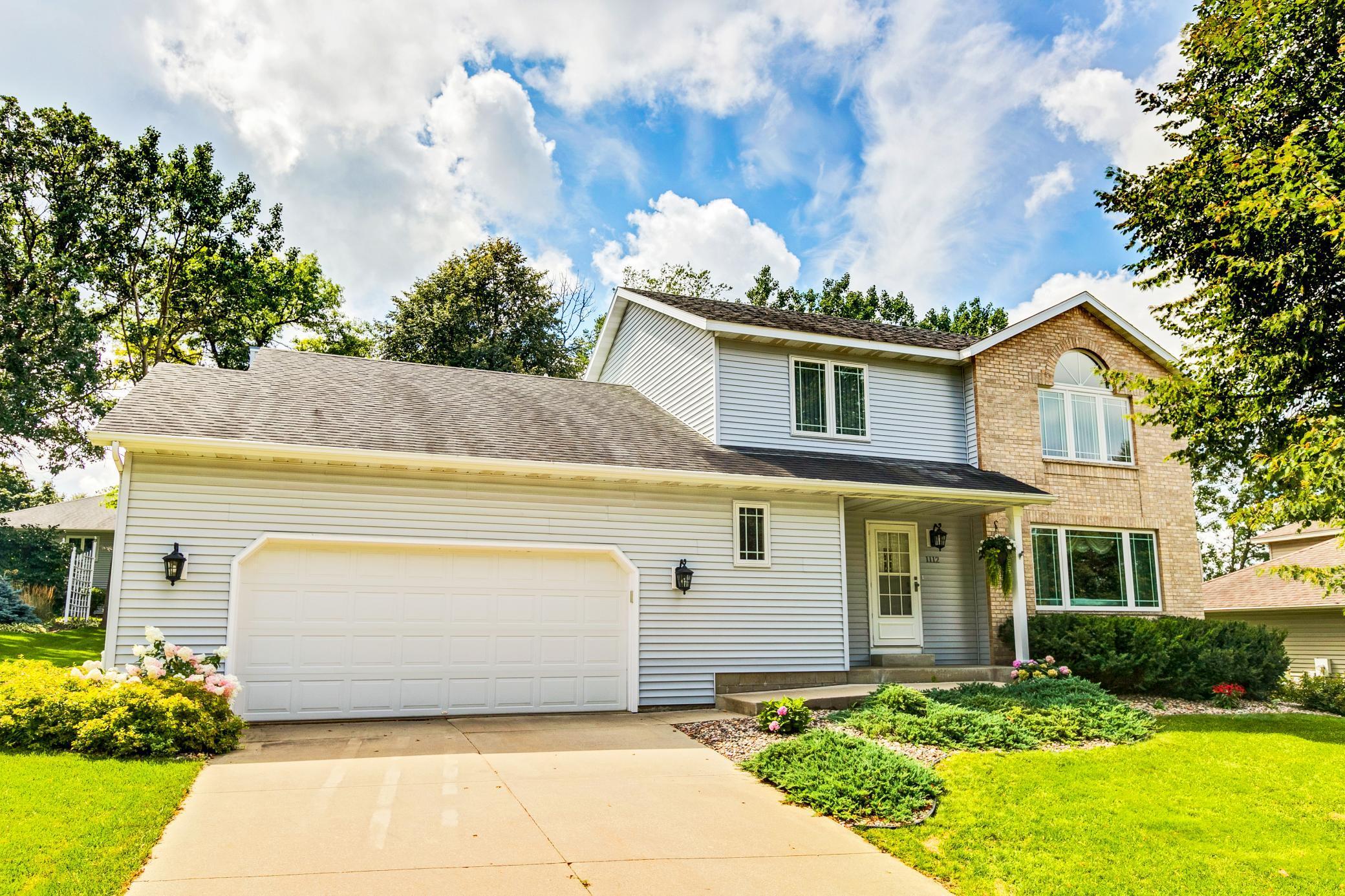 1112 Baird Lane Northeast Rochester, MN 55906 - Photo 3 of 41 Gallery Image 3