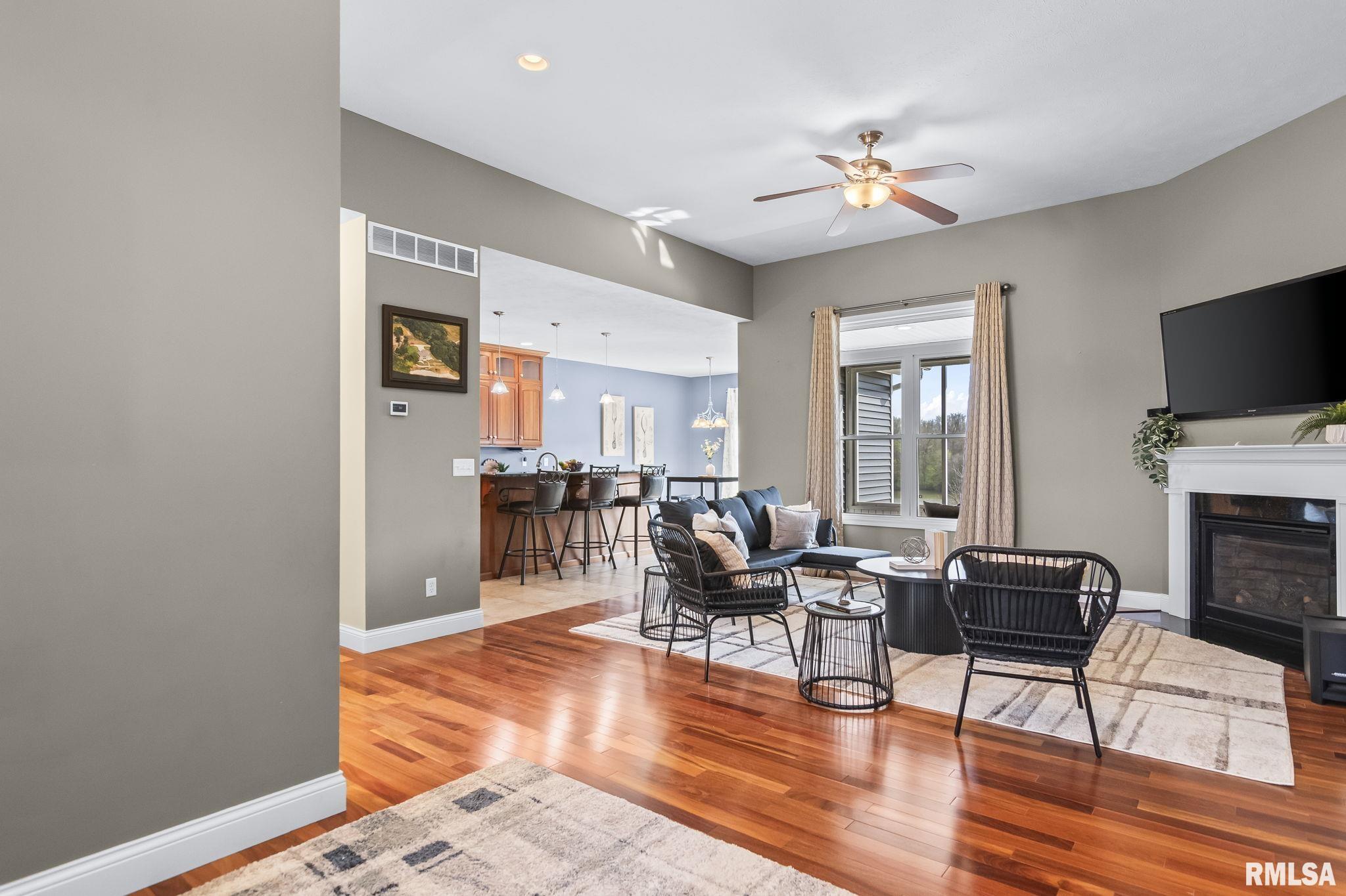 121 North Waverly Lake Road Franklin, IL 62638 - Photo 6 of 78