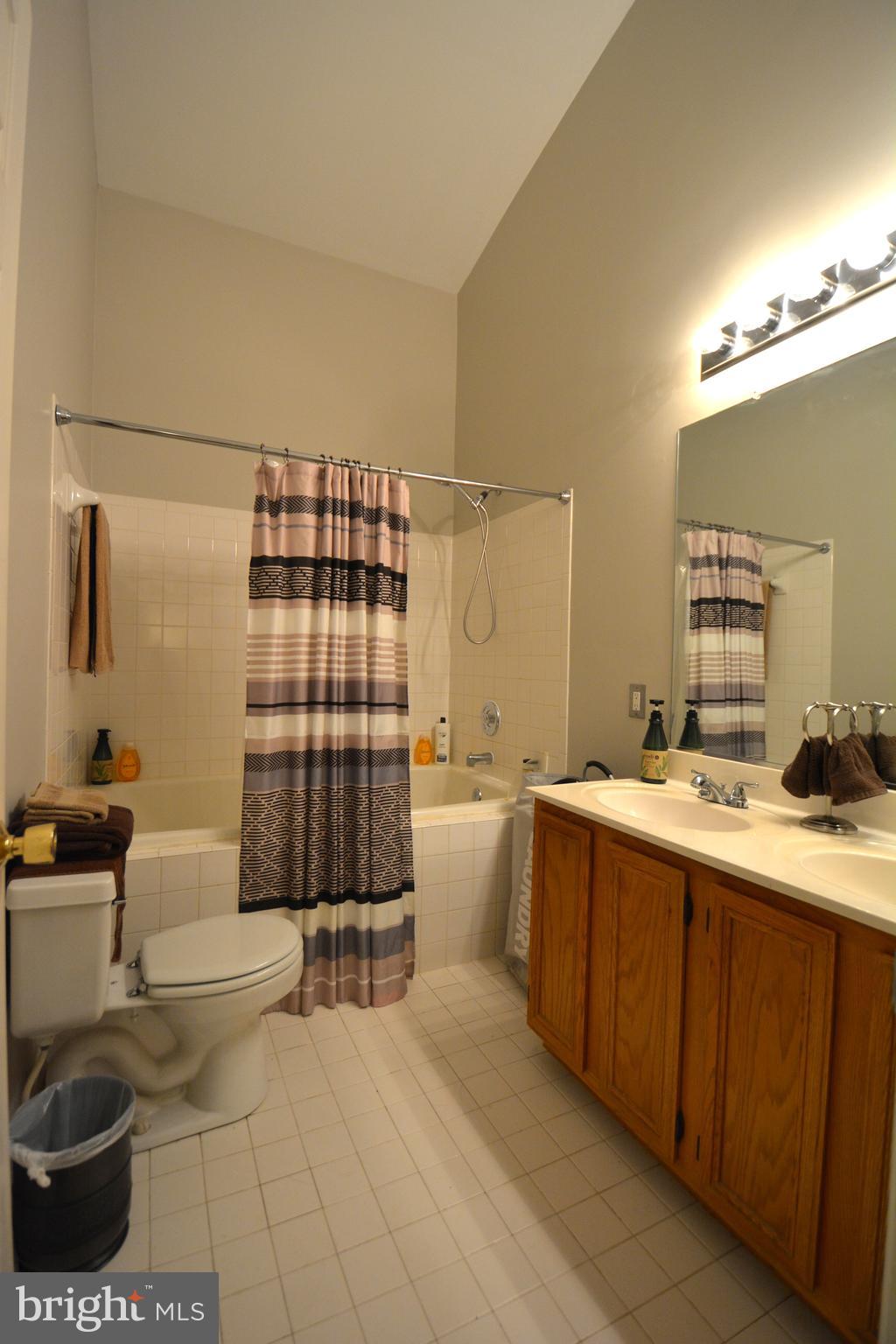 4701 Wainwright Circle Owings Mills, MD 21117 - Photo 21 of 59 Bath 1 in Bedroom 1