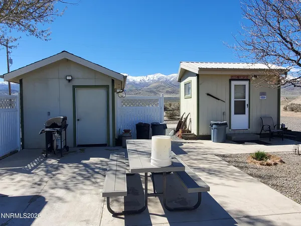 $1,250,000 | 18520 Highway 290, Paradise Valley, NV 89426