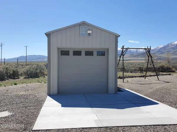 $1,250,000 | 18520 Highway 290, Paradise Valley, NV 89426