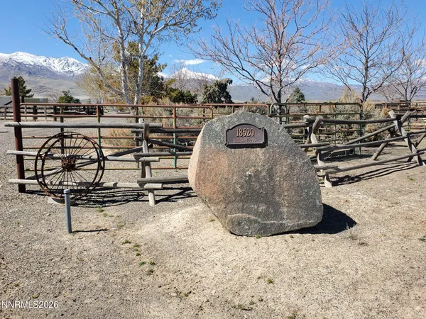 $1,250,000 | 18520 Highway 290, Paradise Valley, NV 89426