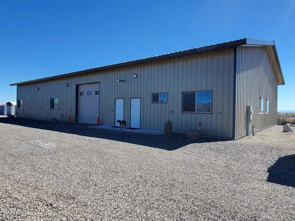 $1,250,000 | 18520 Highway 290, Paradise Valley, NV 89426