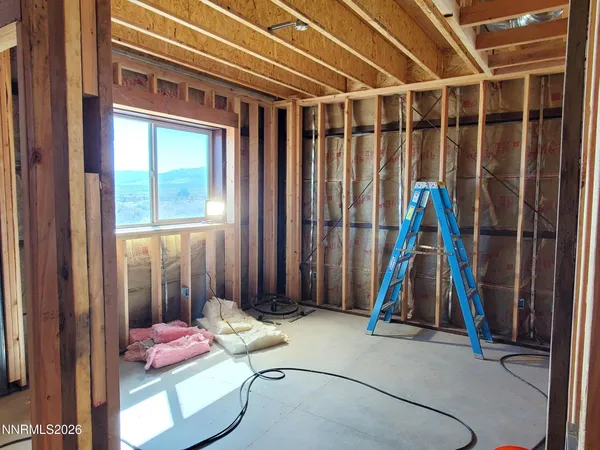 $1,250,000 | 18520 Highway 290, Paradise Valley, NV 89426