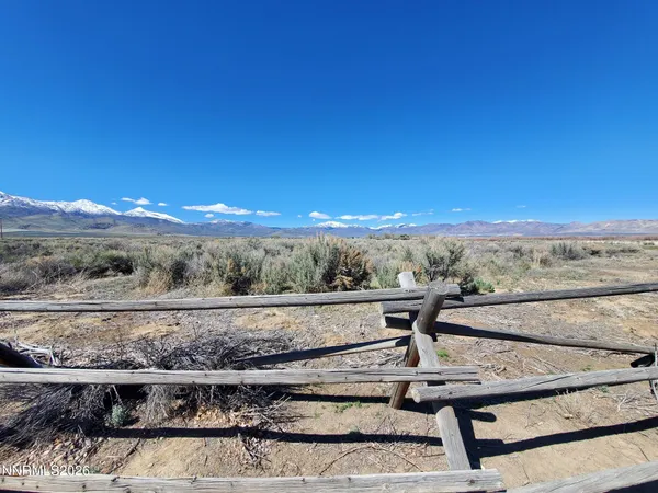 $1,250,000 | 18520 Highway 290, Paradise Valley, NV 89426