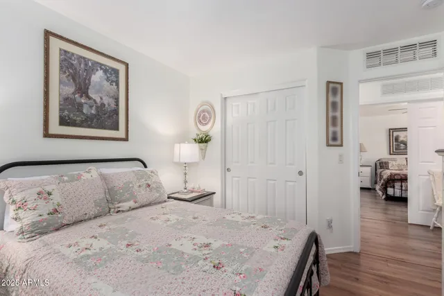 $335,900 | 468 East Wolf Hollow Drive, Casa Grande, AZ 85122