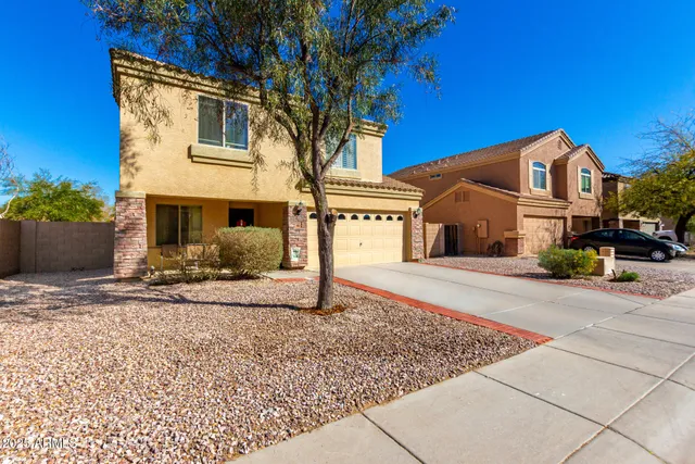 $335,900 | 468 East Wolf Hollow Drive, Casa Grande, AZ 85122