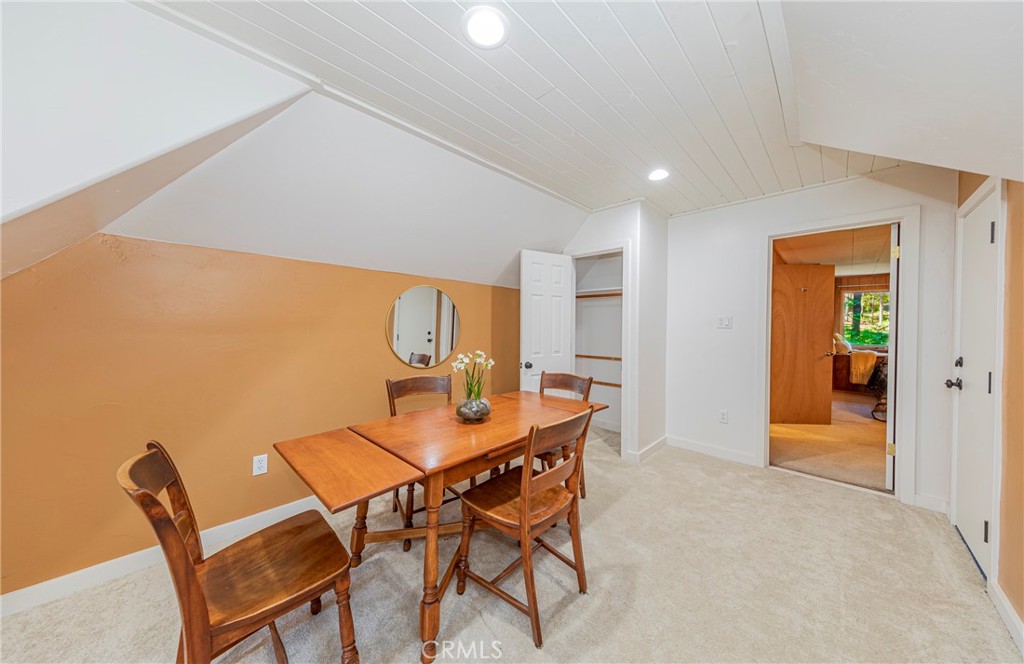 1173 Railroad Avenue Fish Camp, CA 93623 - Photo 40 of 75 a view of a dining room with furniture