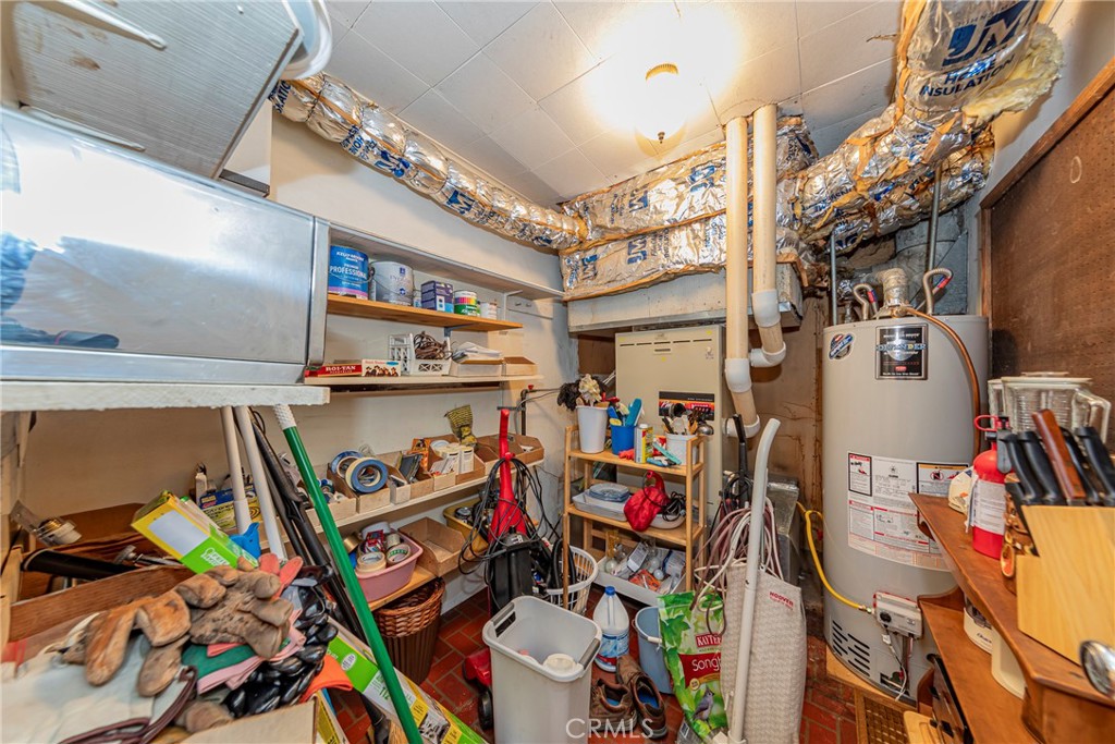 1173 Railroad Avenue Fish Camp, CA 93623 - Photo 45 of 75 a utility room with lot of items
