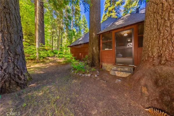 $649,000 | 1173 Railroad Avenue, Fish Camp, CA 93623