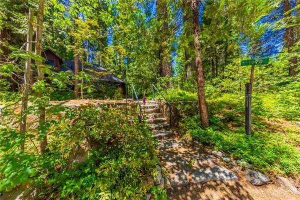 $649,000 | 1173 Railroad Avenue, Fish Camp, CA 93623