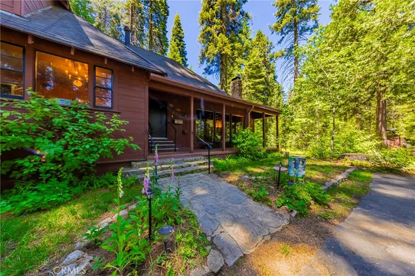 $649,000 | 1173 Railroad Avenue, Fish Camp, CA 93623