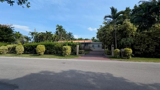 $2,390,000 | 12200 Southwest 51st Street, Miami, FL 33175