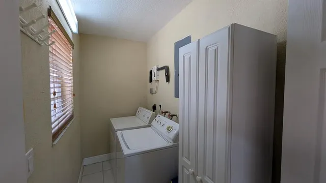 $2,390,000 | 12200 Southwest 51st Street, Miami, FL 33175