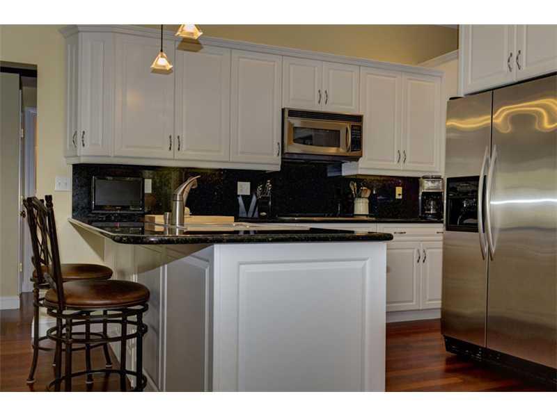 9 Granite Ridge Road, Unit 9 Cumberland, ME 04110 - Photo 5 of 27 Kitchen.