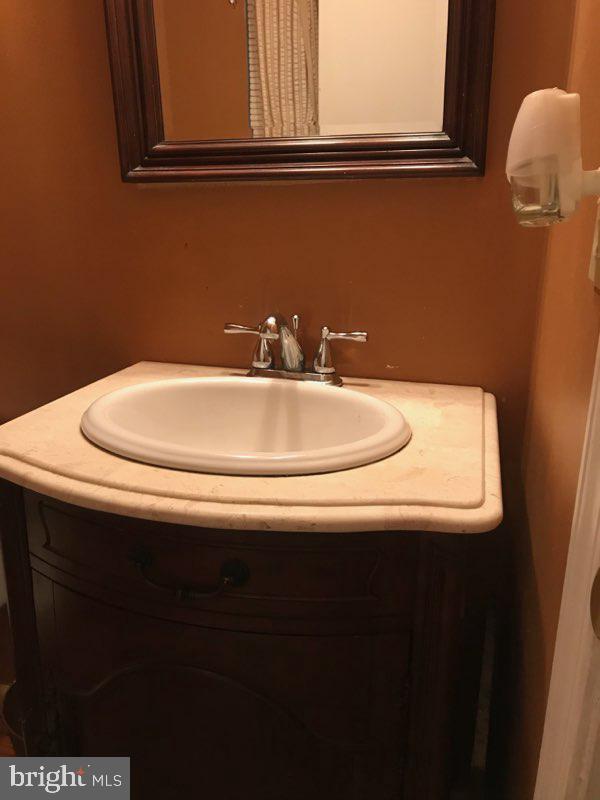 10 Hawthorne Road Sicklerville, NJ 08081 - Photo 9 of 17 Gallery Image 9