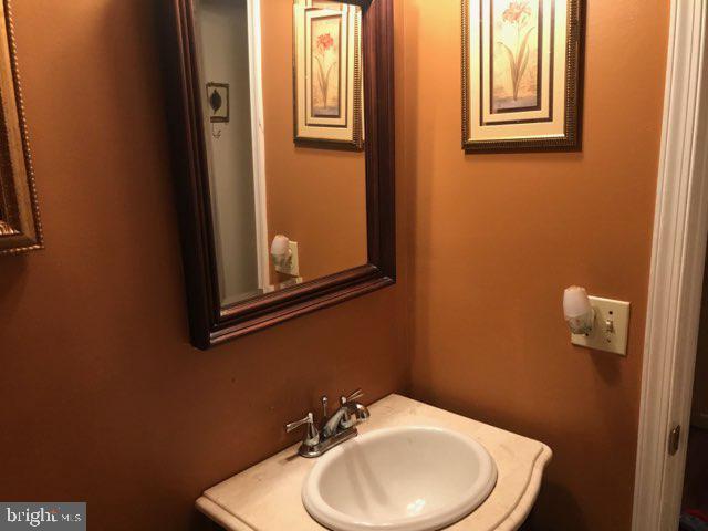10 Hawthorne Road Sicklerville, NJ 08081 - Photo 10 of 17 Gallery Image 10