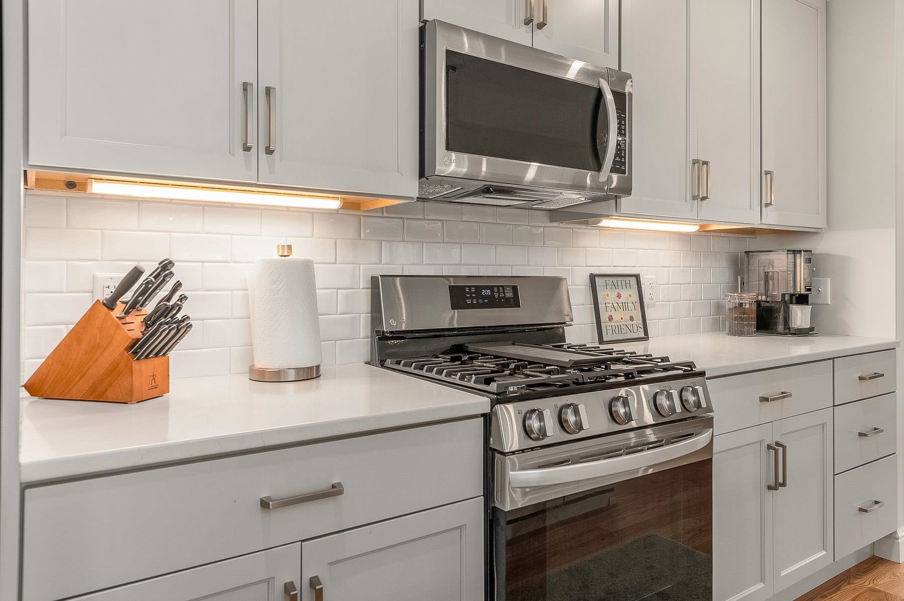 24 Willey Creek Road, Unit 108 Exeter, NH 03833 - Photo 4 of 39 Gallery Image 4