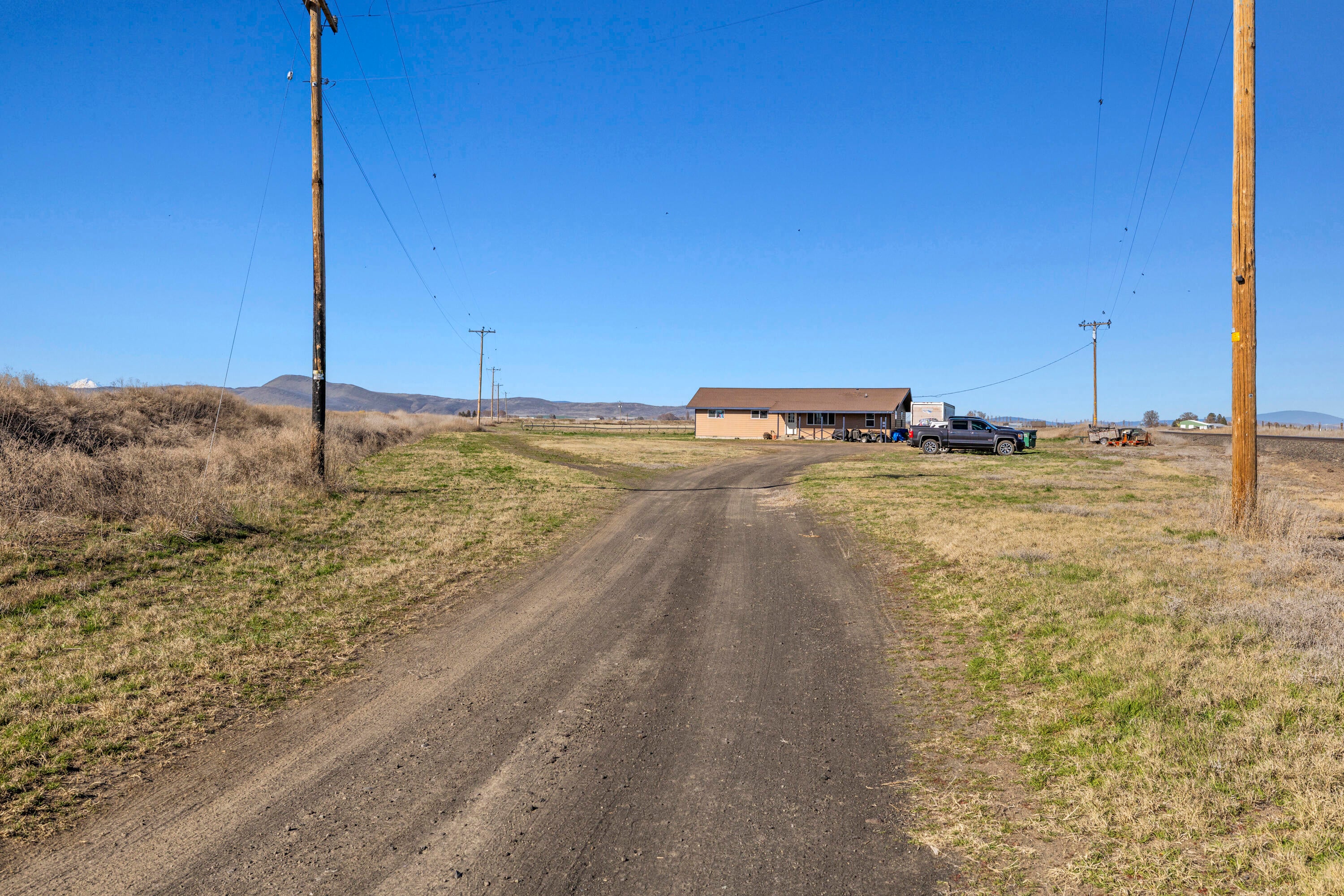 23810 Gaines Road Merrill, OR 97633 - Photo 2 of 28 23810GainesRd-11
