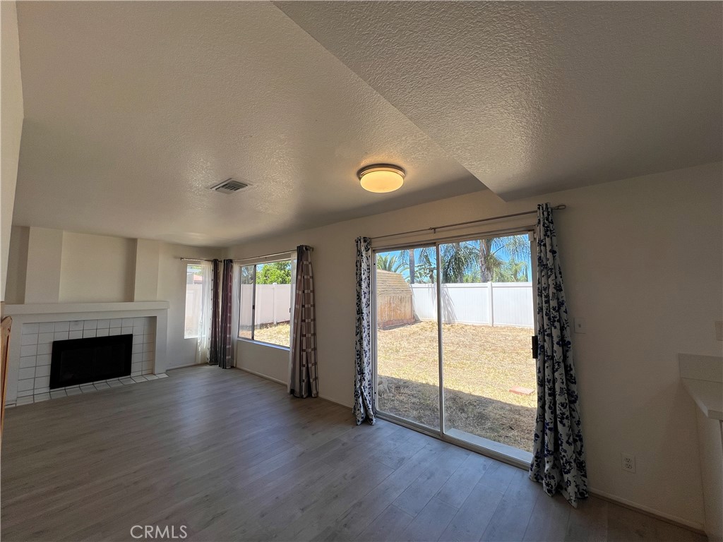 9251 Middlefield Drive Riverside, CA 92508 - Photo 16 of 45 Family room