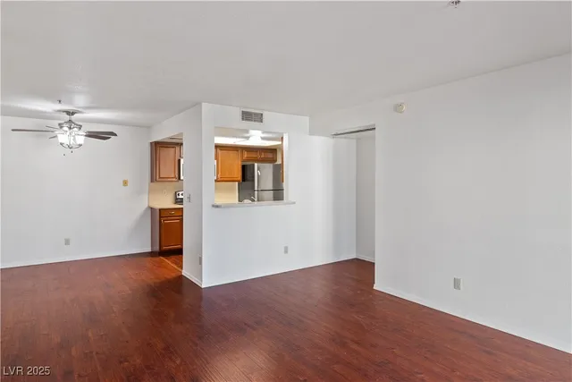 $140,900 | 3550 Bay Sands Drive, Unit 3048, Laughlin, NV 89029