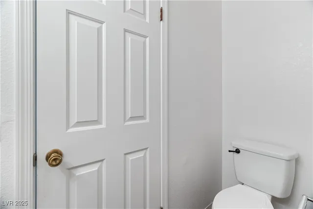 $140,900 | 3550 Bay Sands Drive, Unit 3048, Laughlin, NV 89029